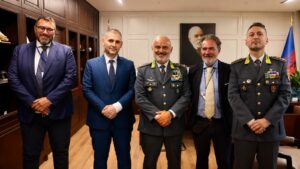 Hita pret delegacionin e Guardia di Finanza s  në fokus operacionet ajrore kundër kultivimit të drogës