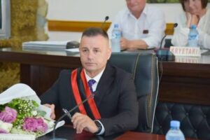 për Parlamentin nëse