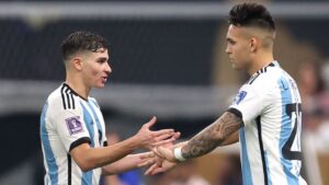 Barcelona e fiksuar me Julian Alvarez  alternativa e tij është Lautaro Martinez