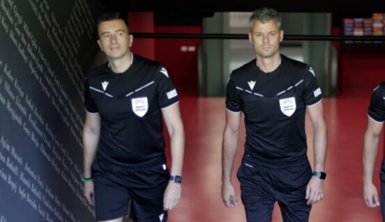 sfida të fazës play-off të