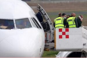 kthehen ilegalisht