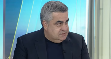 nuk më