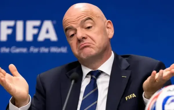 në krye të FIFA-s