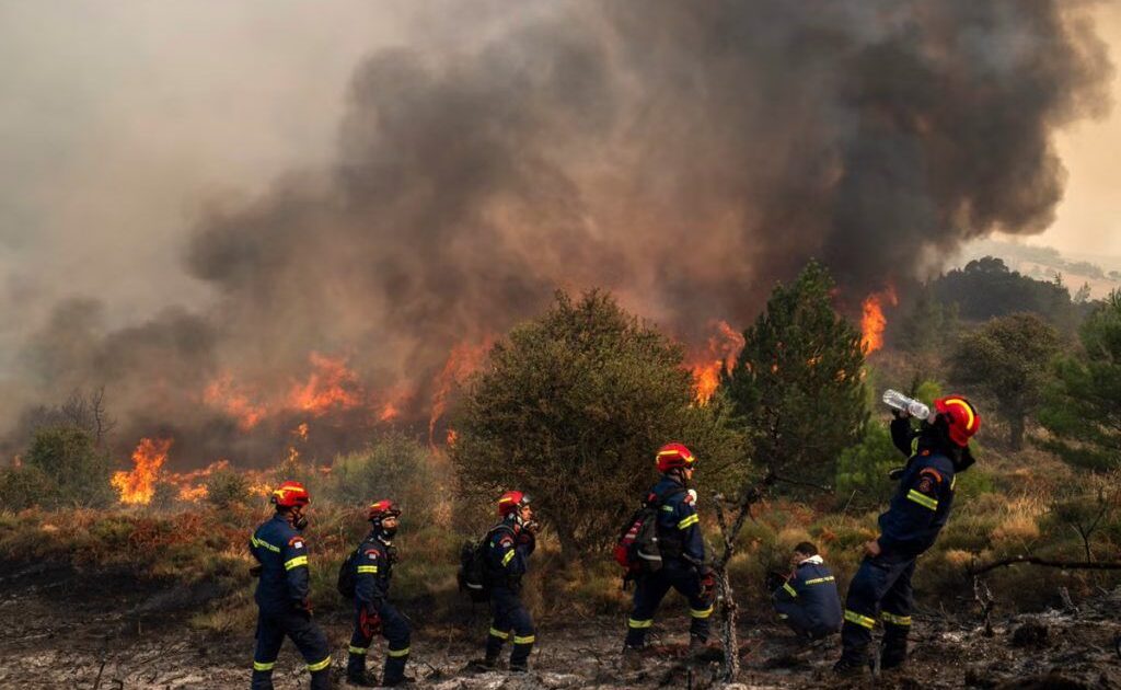 Kretën, Parosin dhe Lesbosin,