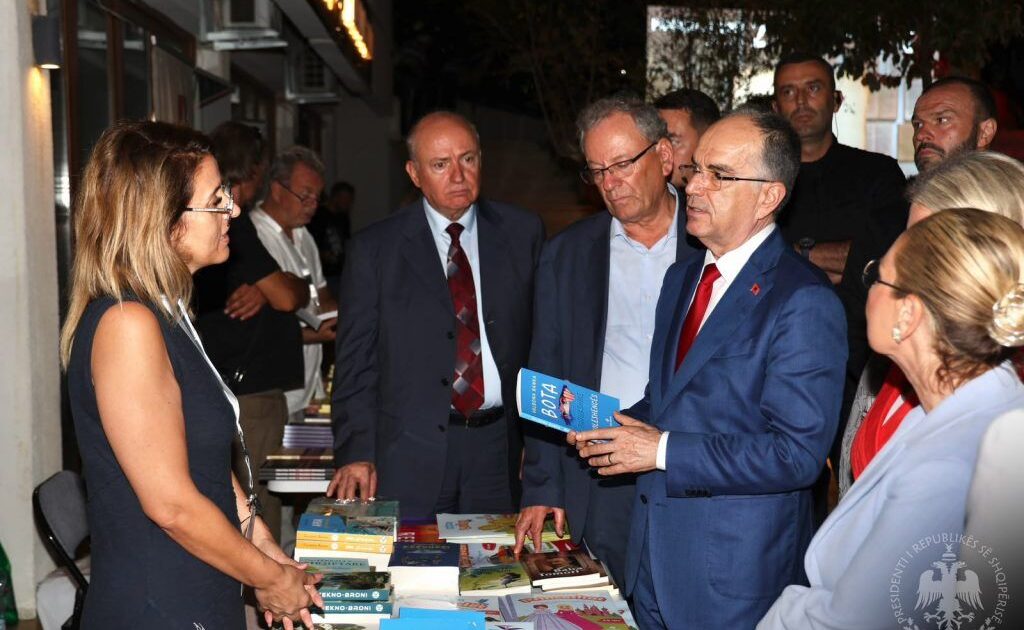 kulturën dhe identitetin tonë shqiptar
