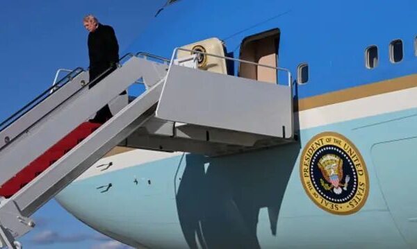 Ndërrimi i fshehtë i avionit