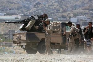 Houthi të vrarë dhe