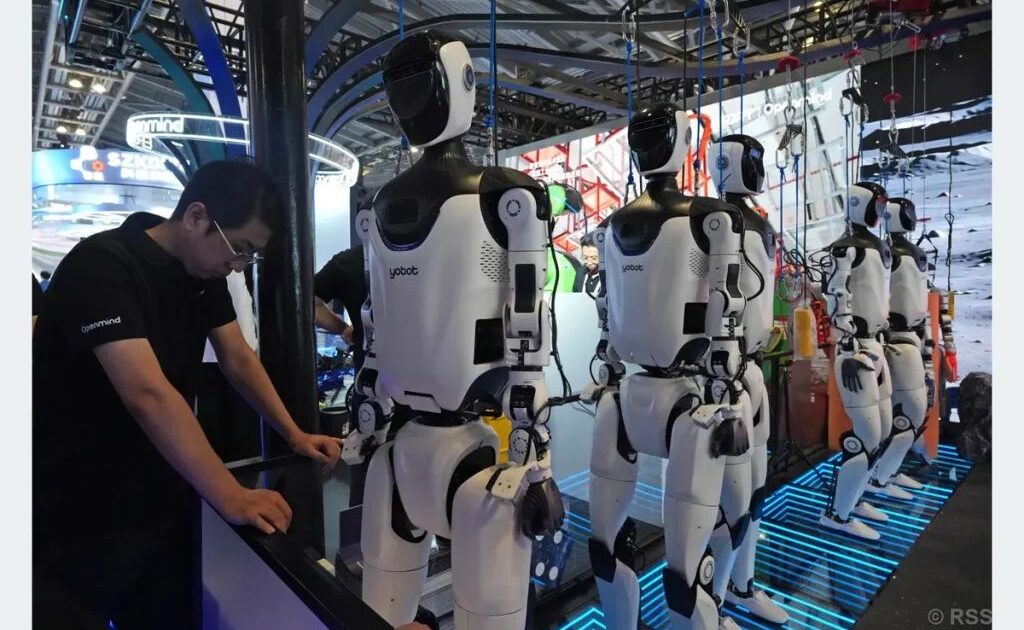 000 robotë humanoidë
