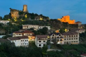 ”Forbes”: Shqipëria, thesari i fshehur i