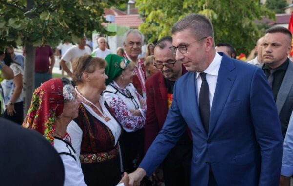 në festivalin folklorik të