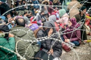 AMSTERDAM – Rritet presioni mbi Italinë: