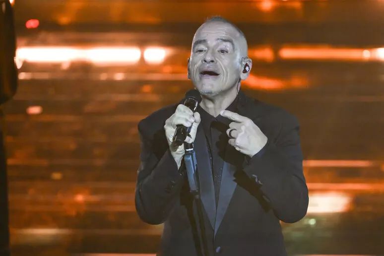 një operacioni në kordat vokale
