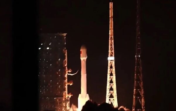 VIDEO/ Sateliti kinez shpërthen pak sekonda