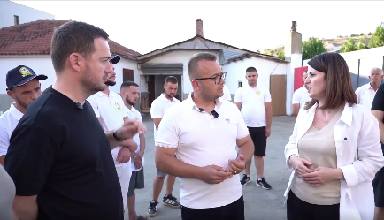 deri në 2 milionë euro