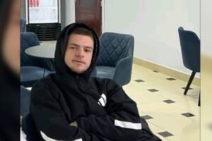 e autorit të dyshuar