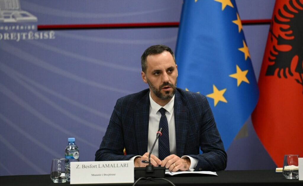 drejtuesit vendorë të Policisë