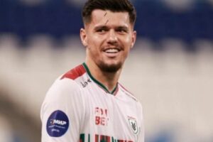 U transferua te Spartaku, Daku reagon