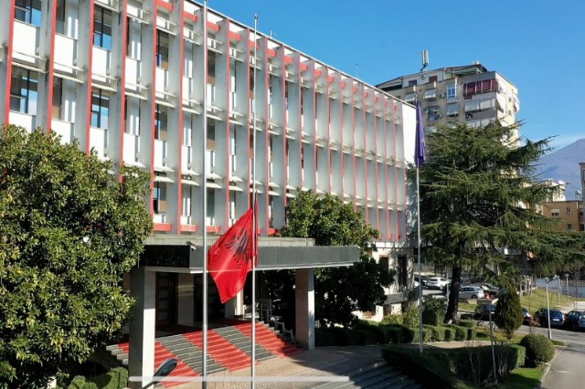 shqiptarë të vdekur apo të