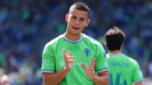 Debutim me dy gola  Dejan Joveljić ngjall shpresë te Seattle Sounders