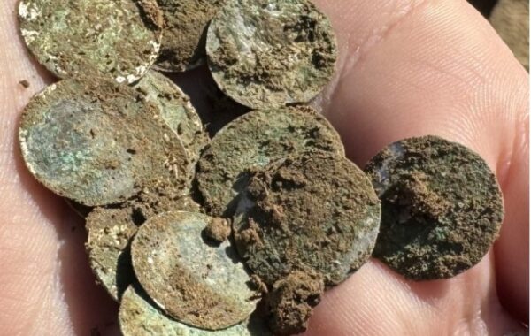 2150 monedha argjendi