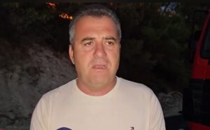 Zjarri del jashtë kontrollit në Mallakastër  kryebashkiaku Ismailaj  Nesër rifillojmë ndërhyrjen nga ajri