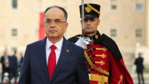 Begaj mesazh politikës  Rrugëtimi evropian  projekt kombëtar  Proces që kërkon bashkëpunim nga të gjithë