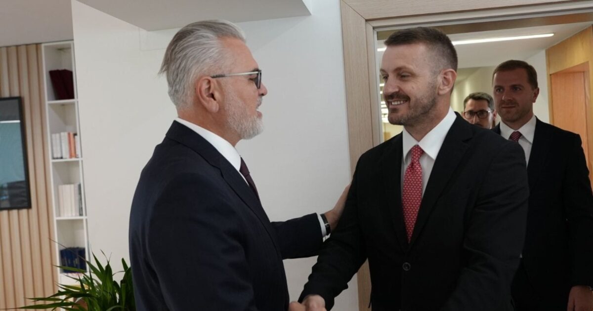 MALI I ZI DHE SHQIPËRIA