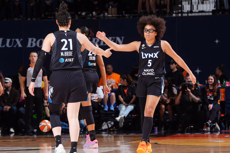 Skenarët e plej ofit WNBA 2026 dhe renditja para ndeshjeve përmbyllëse