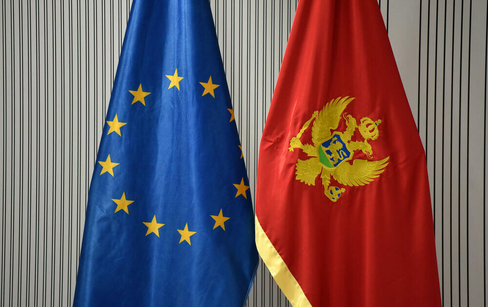 KONFERENCA NDËRQEVERITARE