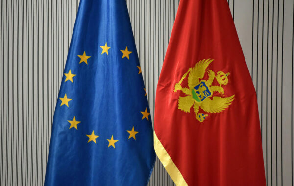 KONFERENCA NDËRQEVERITARE