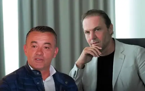 një rrip toke në Palasë,