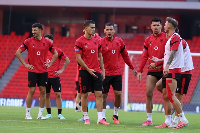 UEFA Nations League Kombëtarja mbyll përgatitjet për ndeshjen me Bjellorusinë  Klisman Cake i diferencuar