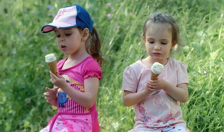 A mund të rrisë konsumimi i sheqerit në fëmijëri rrezikun e ankthit në moshë madhore 
