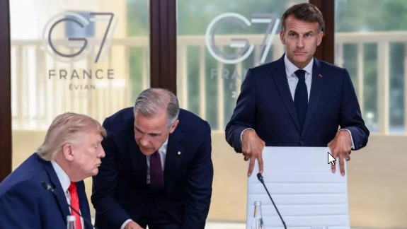 Macron dhe Carney do vizitojnë ishujt francezë  pasi Trump publikoi një imazh të territorit me flamurin amerikan