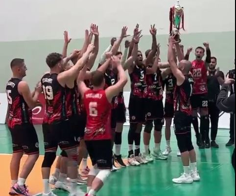 Volejboll Meshkuj Kupa e Federatës  Studenti rrëmben trofeun