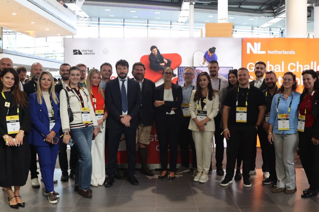 Ekosistemi shqiptar i inovacionit prezantohet në Bits   Pretzels  17 startupe  nga Shqipëria  Kosova dhe diaspora