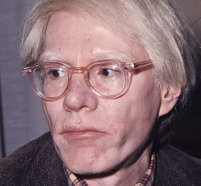 Andy Warhol, portret nga viti 1975