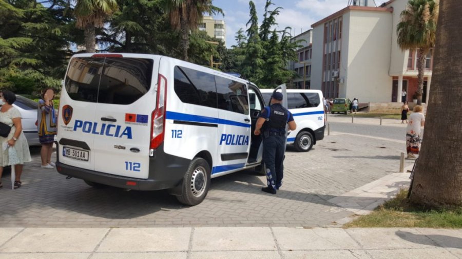 Shpërthim me tritol në një lokal në Durrës  policia jep detajet