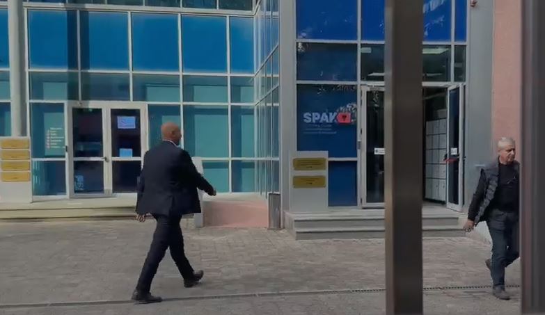 Drejtori i Korçës Vilson Bala paraqitet në SPAK për dosjen e Ergys Agasit