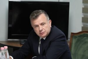 kriteret kushtetuese dhe ligjor