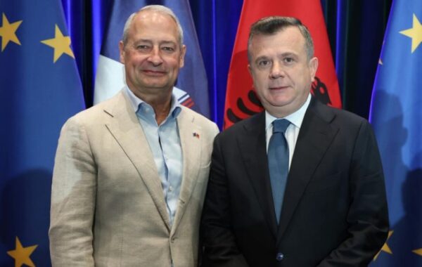 në krye të vendeve aspirante
