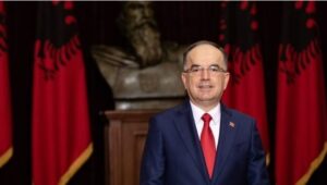 Nisja e sesionit të ri parlamentar  Begaj  Rrugëtimi evropian  projekt kombëtar  Proces që kërkon bashkëpunim dhe përgjegjësi të përbashkët