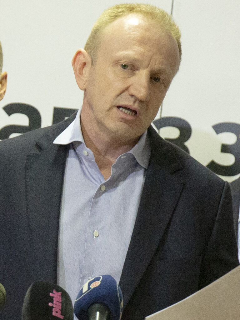 Đilas  Debat nëse Lista Studentore është opsion proevropian — paralajmëron se referendumi do ta izolonte Serbinë nga Evropa