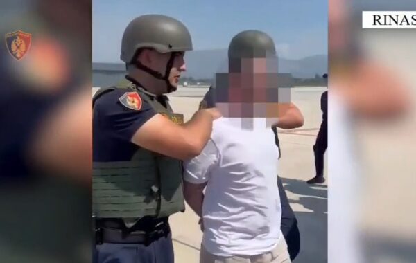 Dubai sjell në pranga kuksianin me