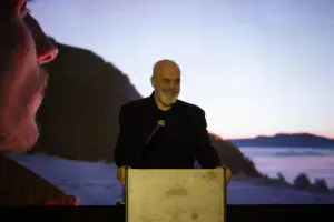 “Paketa e Maleve është