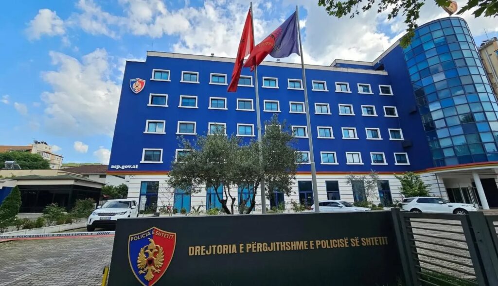 Kapet në Rinas 38 vjeçari nga Kosova  u dënua për falsifikim kartëmonedhash në Pejë