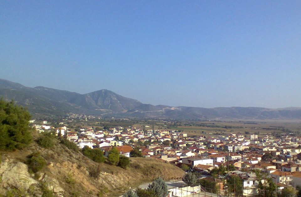 Pamje e qytetit të Elasonës, Greqi
