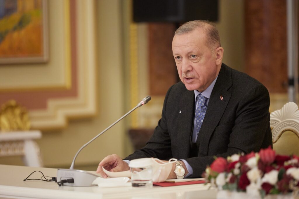 Erdoğan Zelensky në OKB  Sulmet ndaj anijeve tregtare në Detin e Zi janë  të pashpjegueshme 