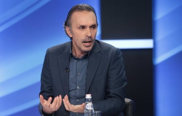 nga AKSHI