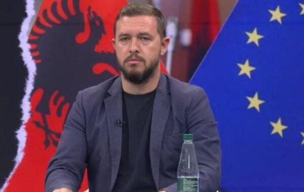 nuk mbron askënd që përballet